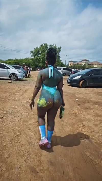 Heavy 💯 (📷:@nigelsocrazy_)