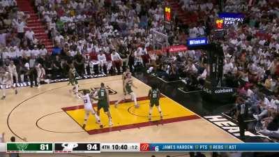 [Highlight] Duncan Robinson hits his fourth 3.