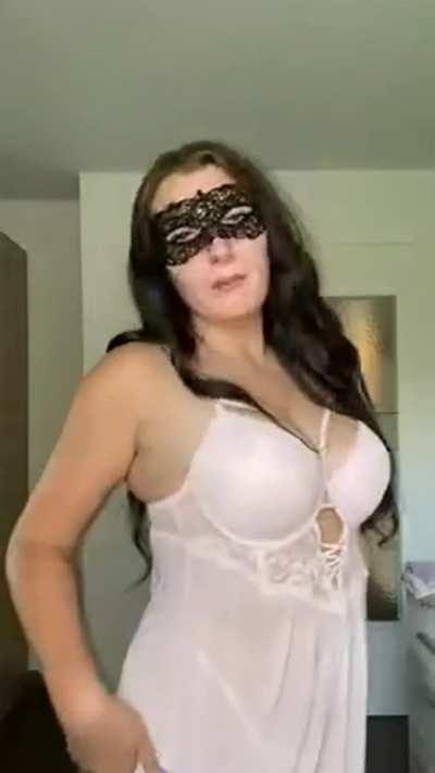 This is one of my favourite lingeries of myself, I really hope you like it too 🙈