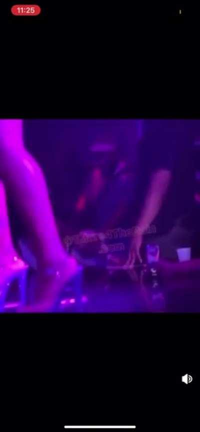 She letting him do whatever😜💦