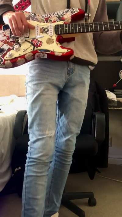 Messing around with the Walk of Life riff!