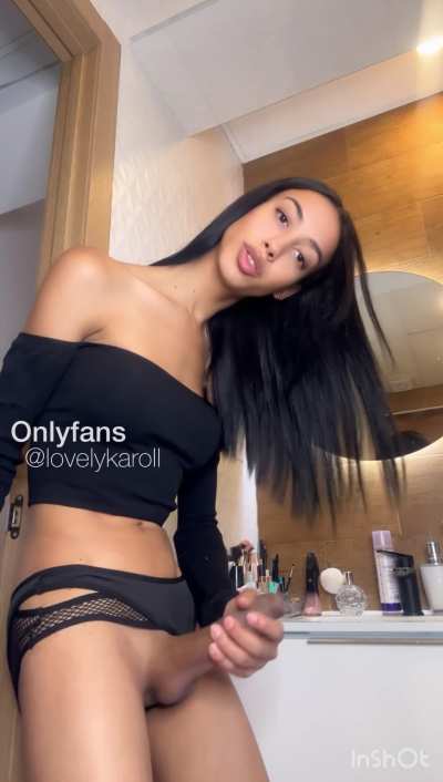 Bet you can’t stop staring at my body