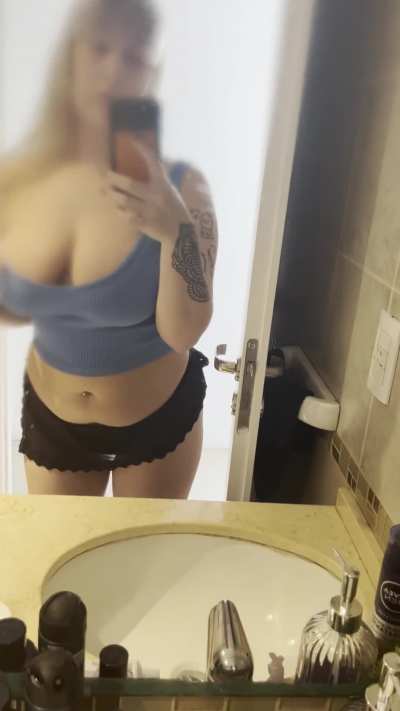 Mirror shot everyone?