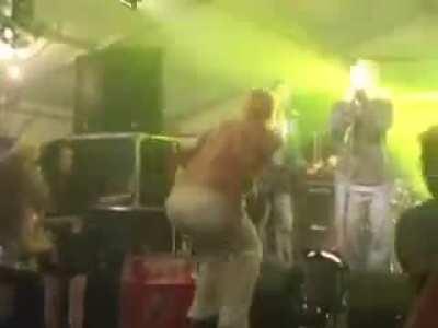 A Demonstration Of The BackWards Splat!