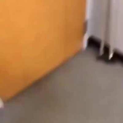 Feel like quitting? Why bother submitting paperwork when you can peace out like this guy did!