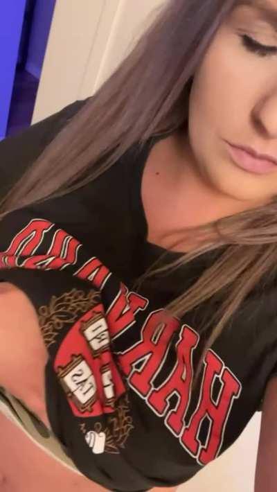 Happy tittie Tuesday