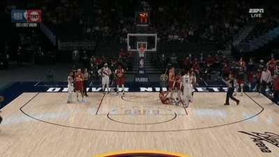 [Highlight] Campazzo and McCollum incident