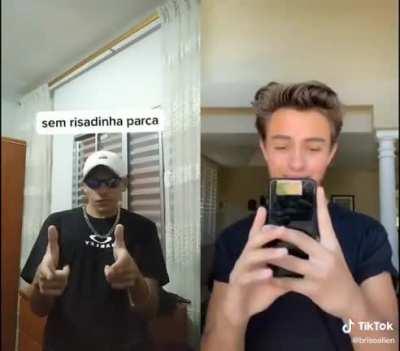 sem risadinha parça!