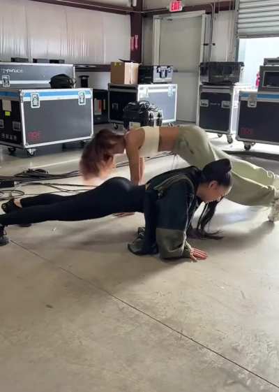 Imagine prone boning Bella Poarch and that clappable ass 