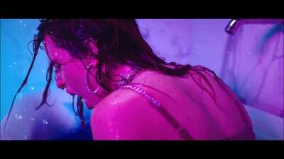 Looking sexy in Just Call music video