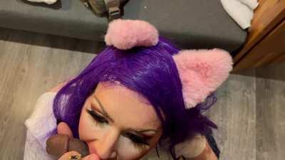 Getting Daddy nice and wet so he can take my ass for the first time :3