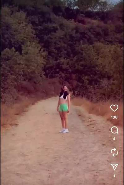 Clips from the same post from her boyfriend’s IG account 😍