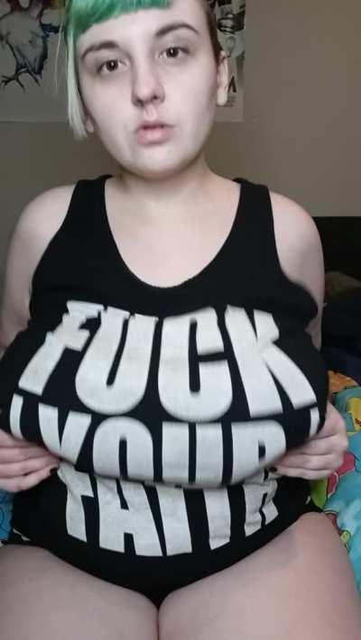 Are chubby goths your thing?