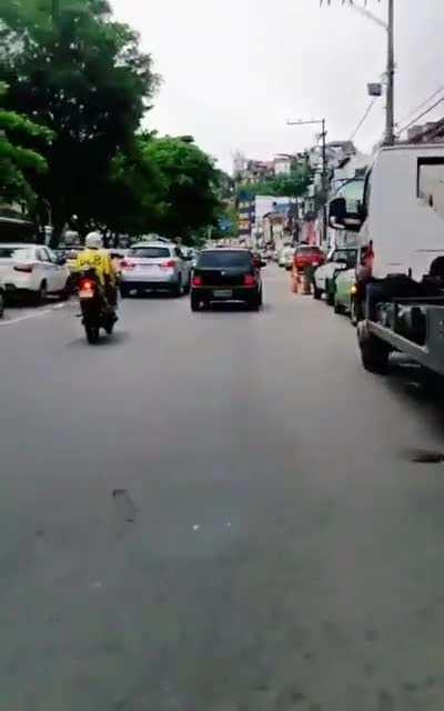 Eu juro que sem querer pensei em ir...