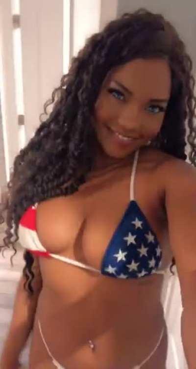 Briana Bratt (@brianabratt )