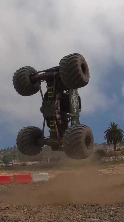 This was mesmerizing to watch