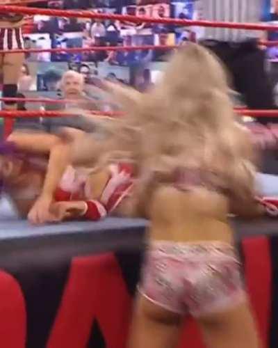 Cassie Lee gets a wedgie