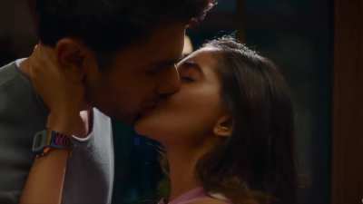Anushka Sen Kissing