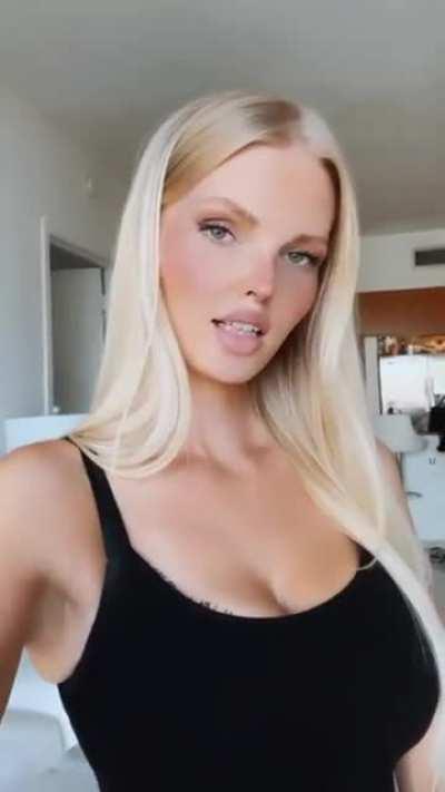 Lip syncing with black top on