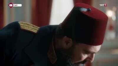 Abdülhamid 600 yıllık Osmanlı kasasını boşaltıyor.mp4
