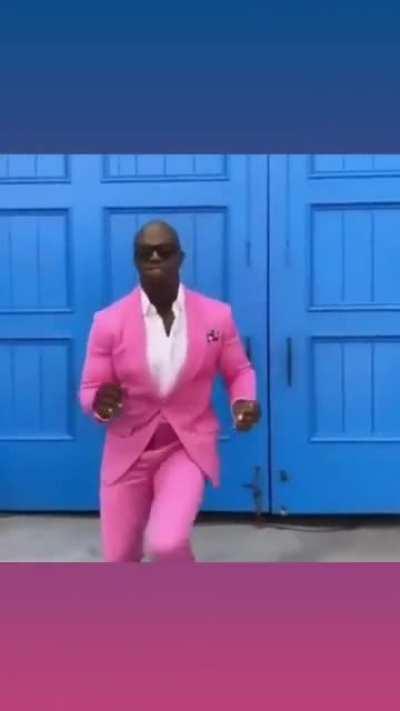 Rochelle arruma 2 empegos, Julius: