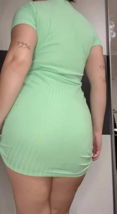 No matter how gorgeous the dress is, it's always better naked!