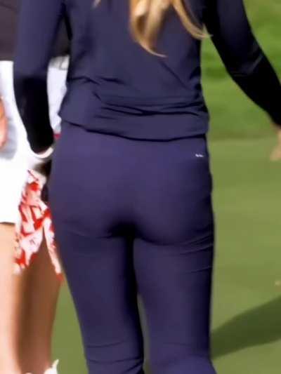 Love see her walking