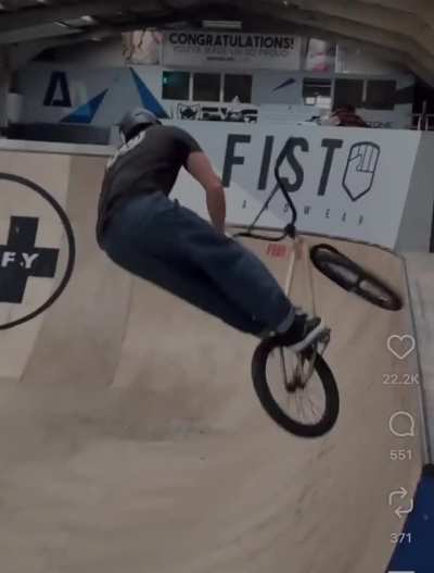 This BMX trick by @judejonesbmx