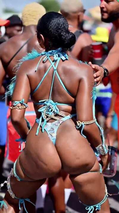 off!c!al.deef!newh!ne