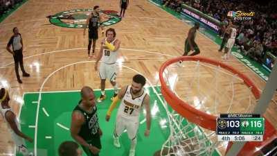 [Highlight] Grant Williams hits an unconventional free throw wedgie