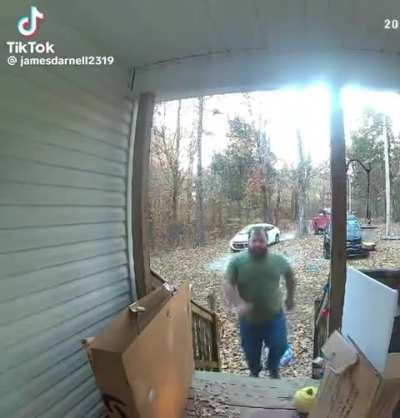 I've never seen this kind of mimic