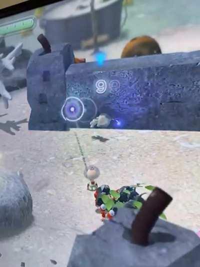 LOUIE GLITCHED(ft. Calamari inkantation in the background)