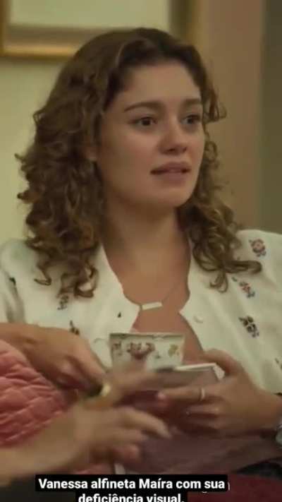 Vanessa alfineta Maíra com sua deficiência visual #todasasflores