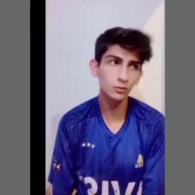 AMINAKOYİM SHSSKSJSKSJSJSDKSJ YEMŞN EDİYORUM 45DAKİKADİR GUÖMEKTEN KARMİMA AGRİLAR GİRDİ DJDLDDNSLSJS AMKKKK