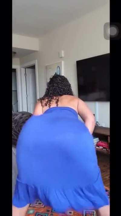 Ass goin nuts