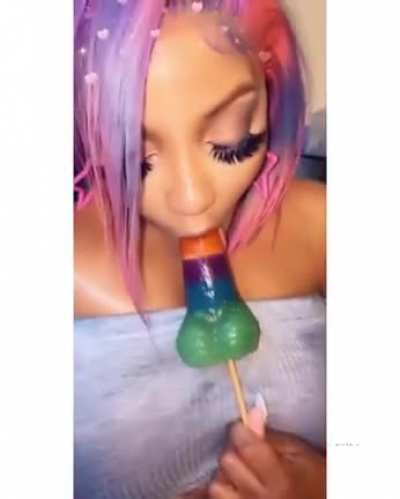 She’s gone wild the past couple weeks 🐱