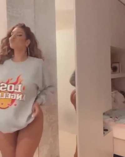 Face and Ass Combo is Marvelous