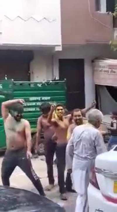 wcgw teasing a senior citizen