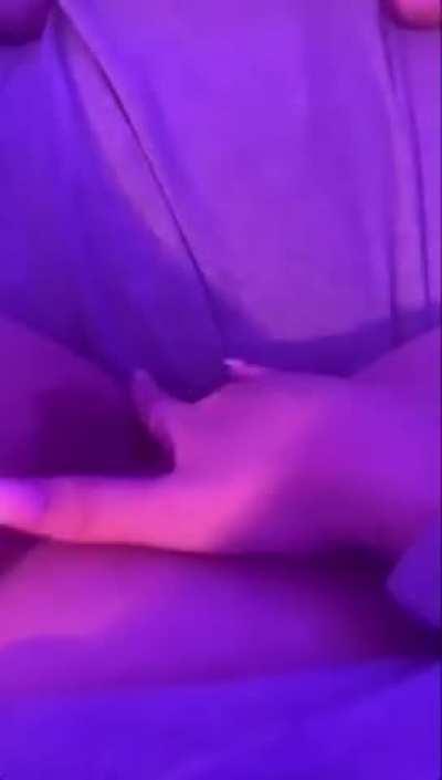 Madibanned fingering (old live)