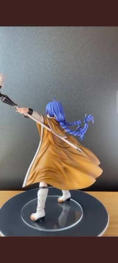 New Roxy figure from the anime!