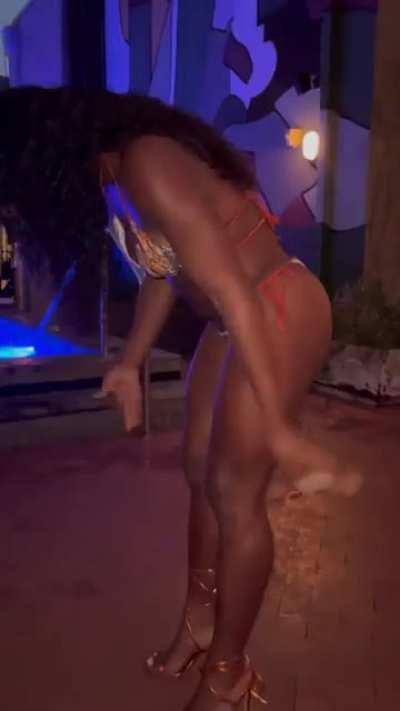 When u having so much fun u don’t even know how bad u cut up lol🤣 you have to LIVE MAN f*** who don’t like it…