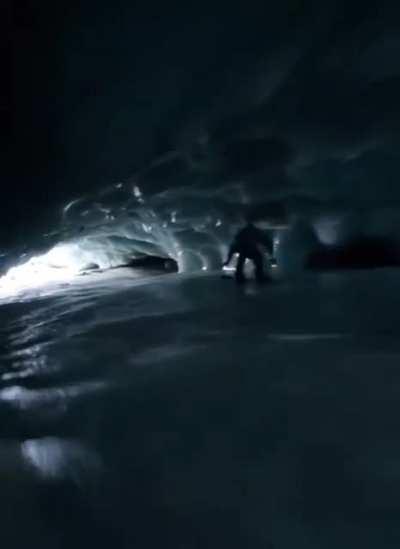 Under the surface 🏂