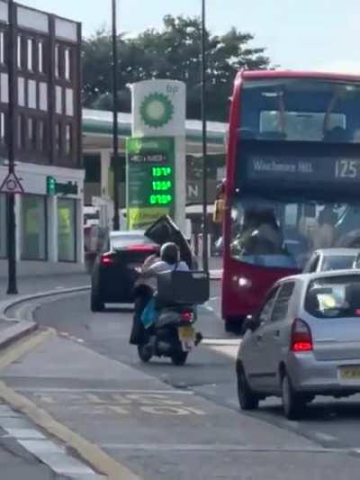 Hey everybody, I have a Tesla!