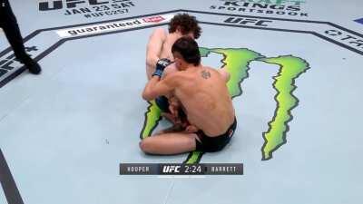 Neat heel hook in UFC 256
