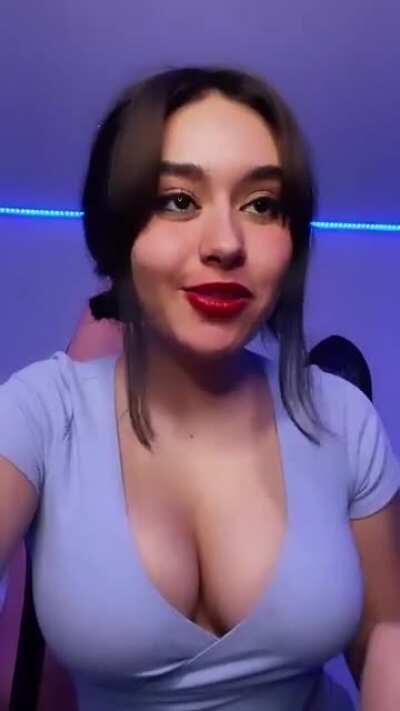 WHAT esos Push Up Si que la hacen ver muy bien 😏