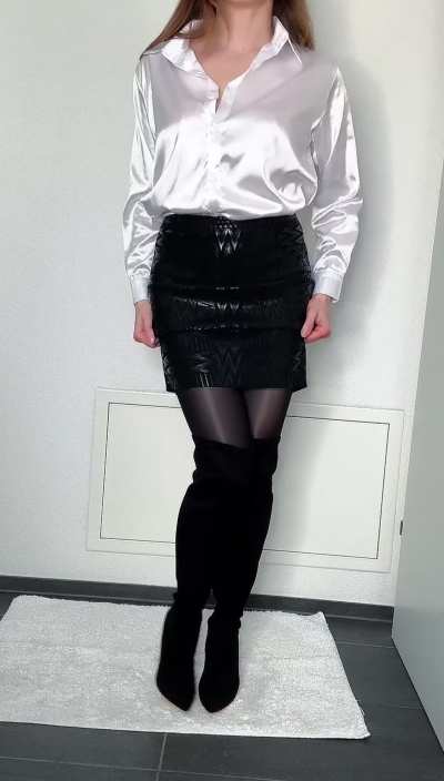How do you like my outfit?;)