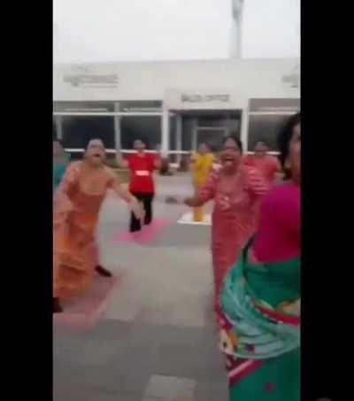 What the actual fuck did i just watch..