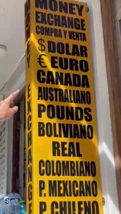 Fue a Perú y no le aceptaron los pesos Argentinos: De la bronca le dejó un mensaje a Alberto Fernández