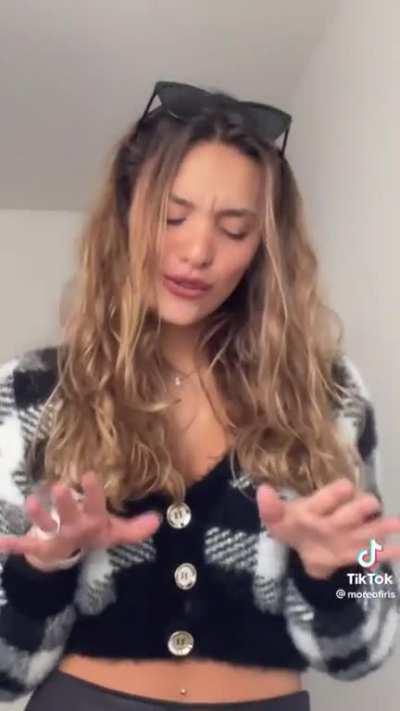 Iris Ferrari tette🍐