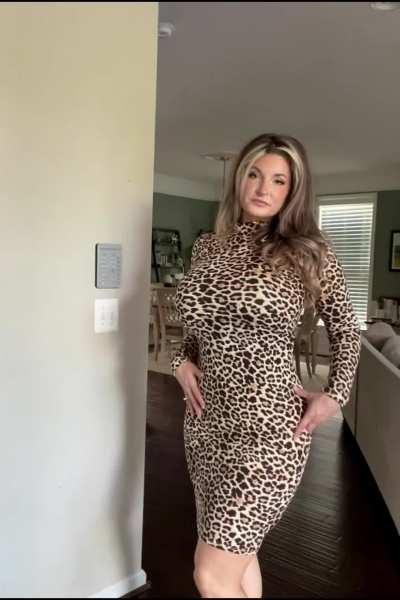 Cougar in leopard clothing